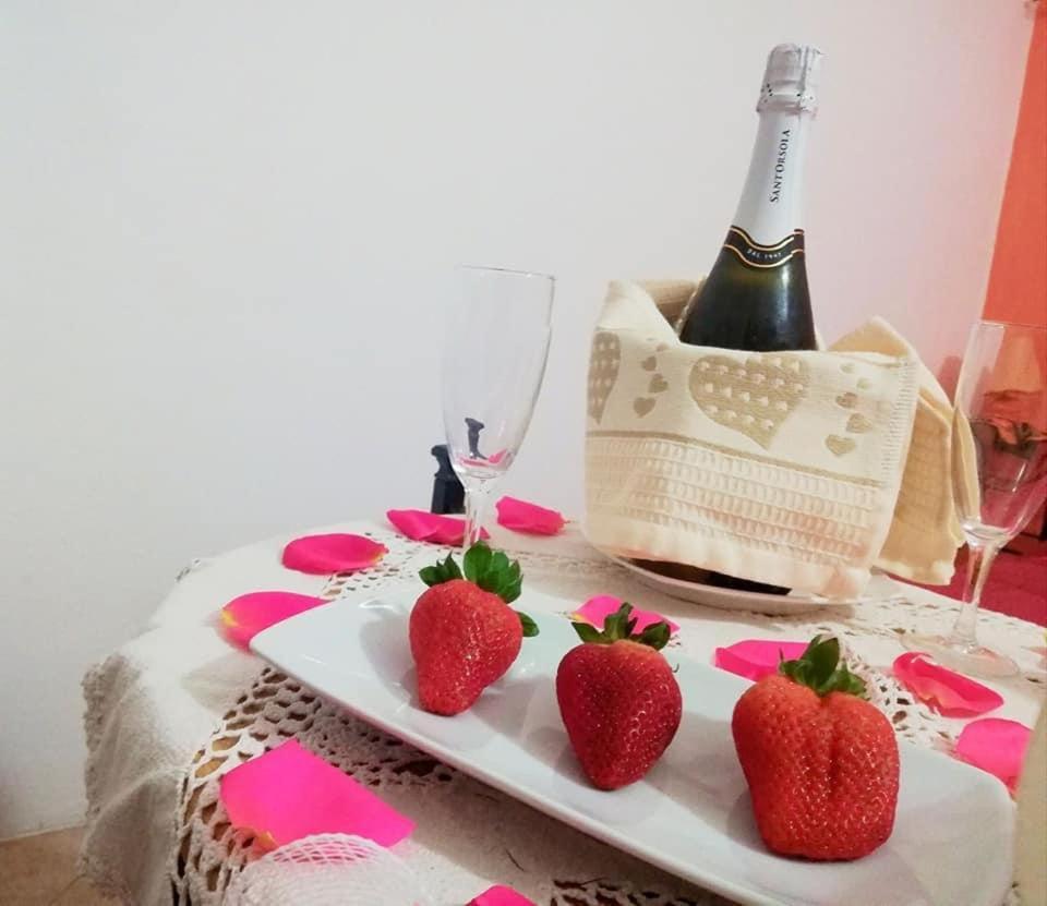Bed and Breakfast Il Melarancio Pescia Romana Exterior foto