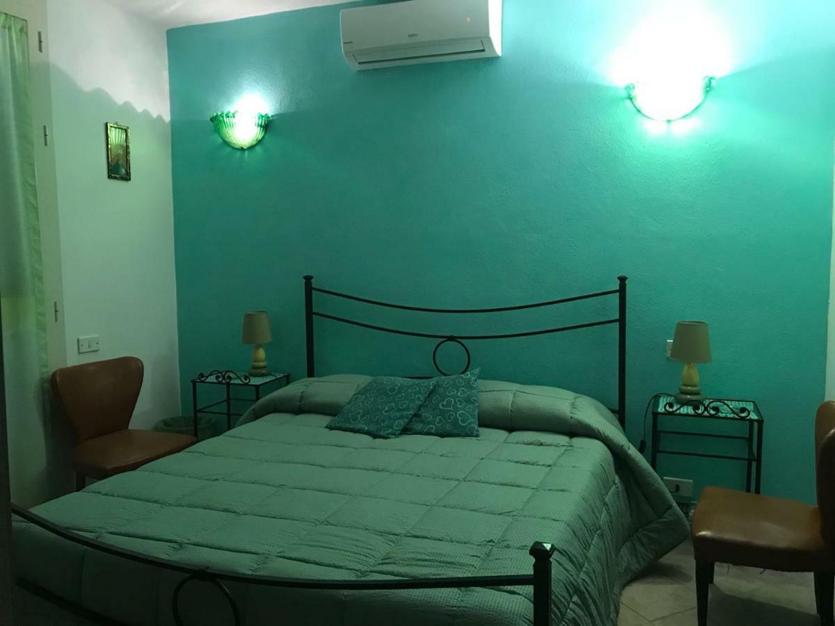 Bed and Breakfast Il Melarancio Pescia Romana Exterior foto