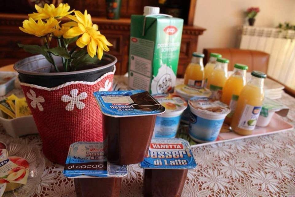 Bed and Breakfast Il Melarancio Pescia Romana Exterior foto